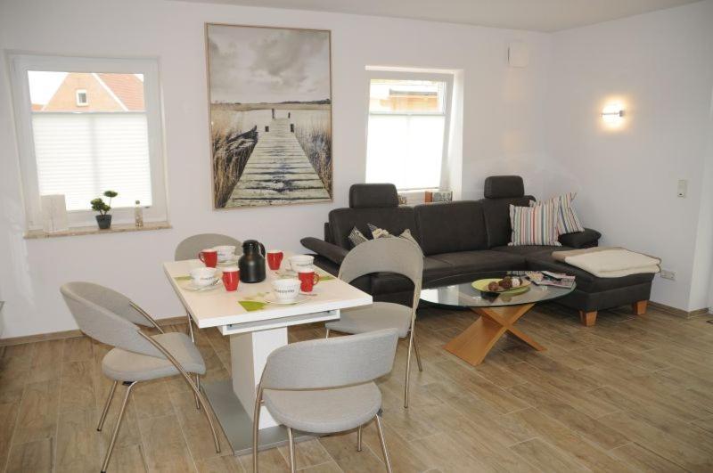 Leo Apartment Greetsiel Exterior photo